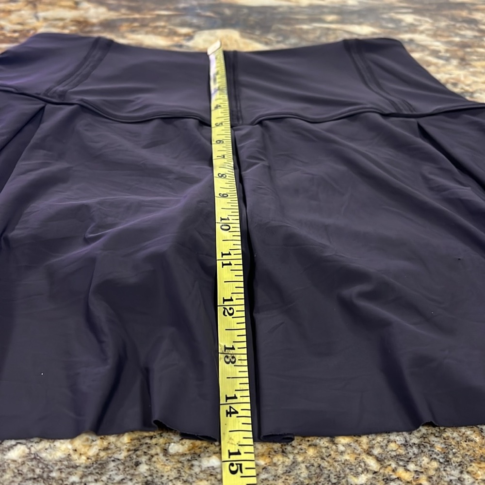 Lululemon lost in pace skirt size 4 - Picture 10 of 10